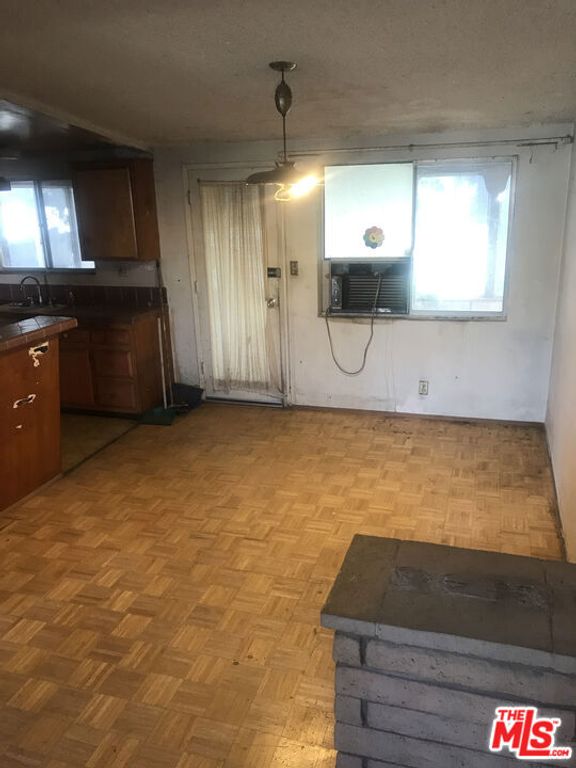 Image 12 of property listing at 5209 La Madera Avenue, El Monte, CA 91732