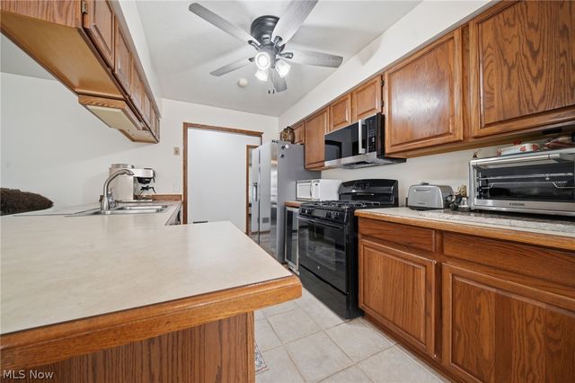 3210 Center Road, Ashtabula, OH 44004