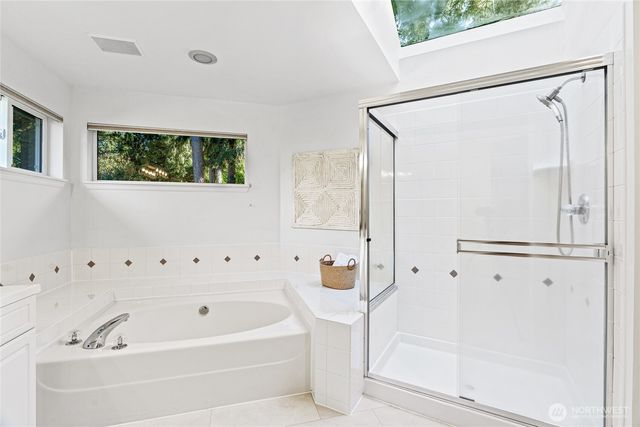 11016 166th Place NE, Redmond, WA 98052