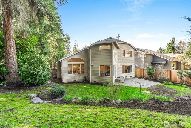 11016 166th Place NE, Redmond, WA 98052