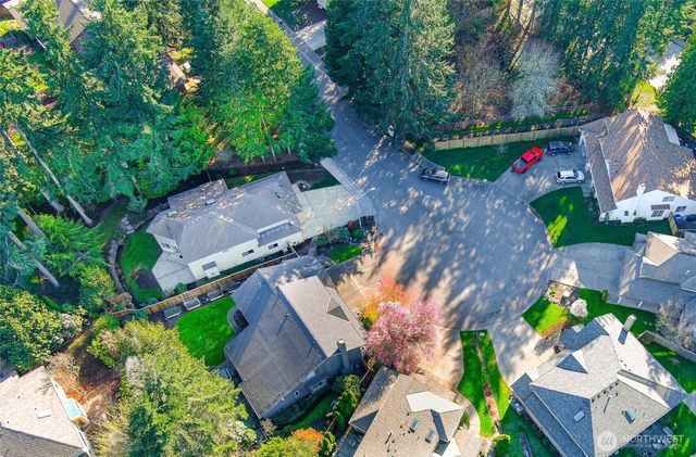 11016 166th Place NE, Redmond, WA 98052