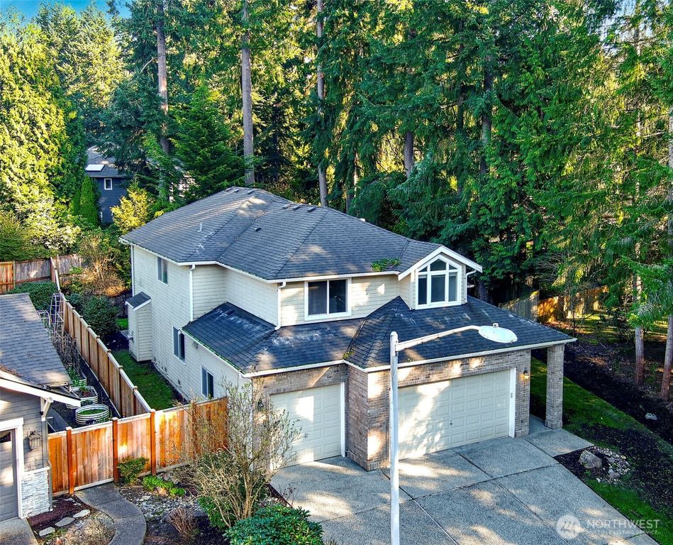 11016 166th Place NE, Redmond, WA 98052