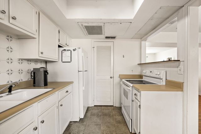 6326 Bordeaux Avenue, Dallas, TX 75209