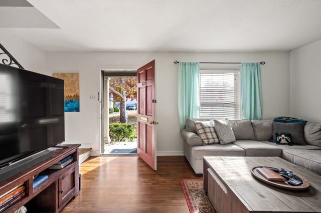 6326 Bordeaux Avenue, Dallas, TX 75209