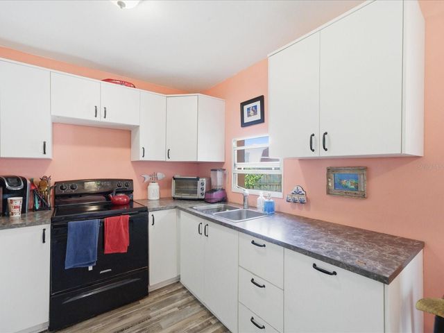 10698 106TH STREET, Largo, FL 33773