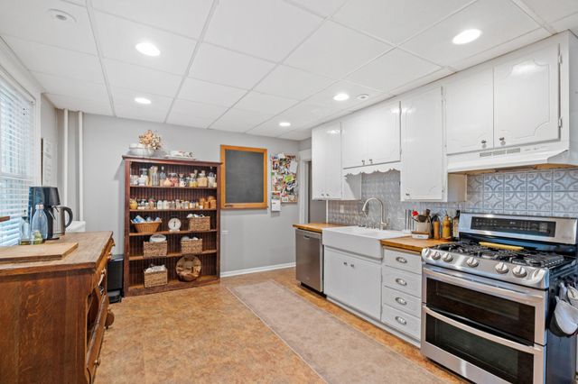 997 Lincoln Avenue, Saint Paul, MN 55105