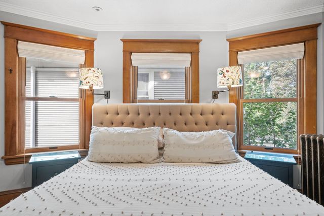 997 Lincoln Avenue, Saint Paul, MN 55105