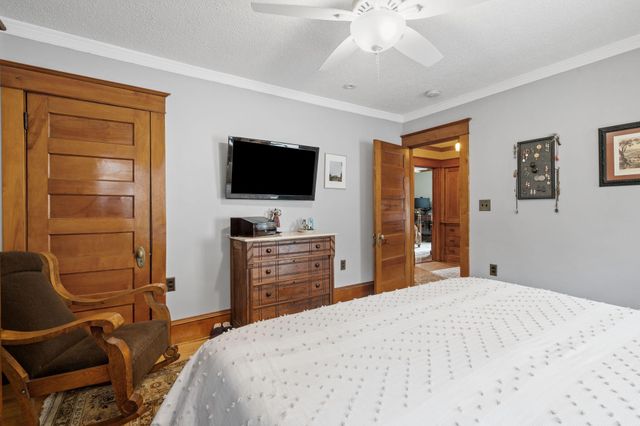 997 Lincoln Avenue, Saint Paul, MN 55105