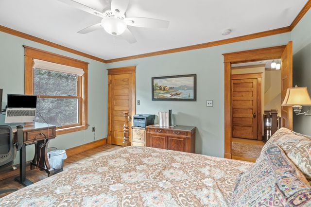 997 Lincoln Avenue, Saint Paul, MN 55105