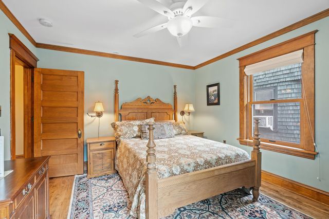 997 Lincoln Avenue, Saint Paul, MN 55105