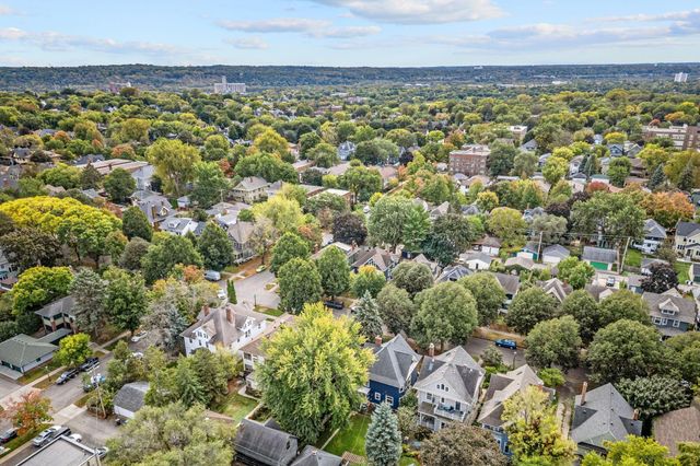 997 Lincoln Avenue, Saint Paul, MN 55105