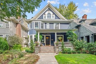 997 Lincoln Avenue, Saint Paul, MN 55105