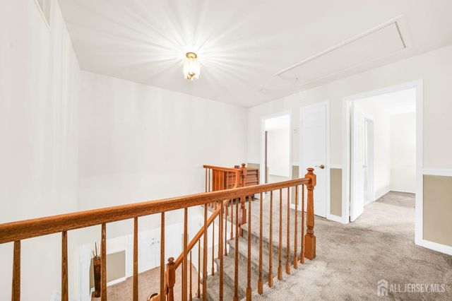 100 Howell Avenue, Fords, NJ 08863