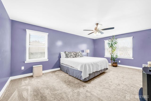 100 Howell Avenue, Fords, NJ 08863