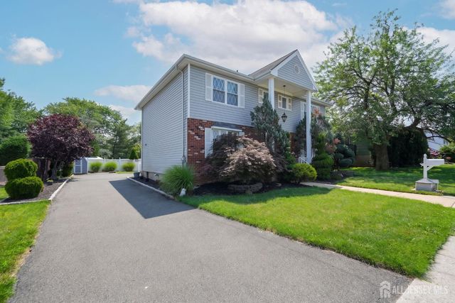 100 Howell Avenue, Fords, NJ 08863