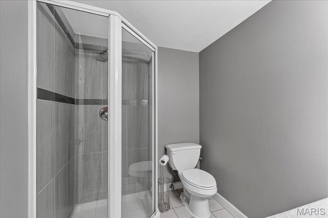 16025 Hunters Way Drive, Chesterfield, MO 63017