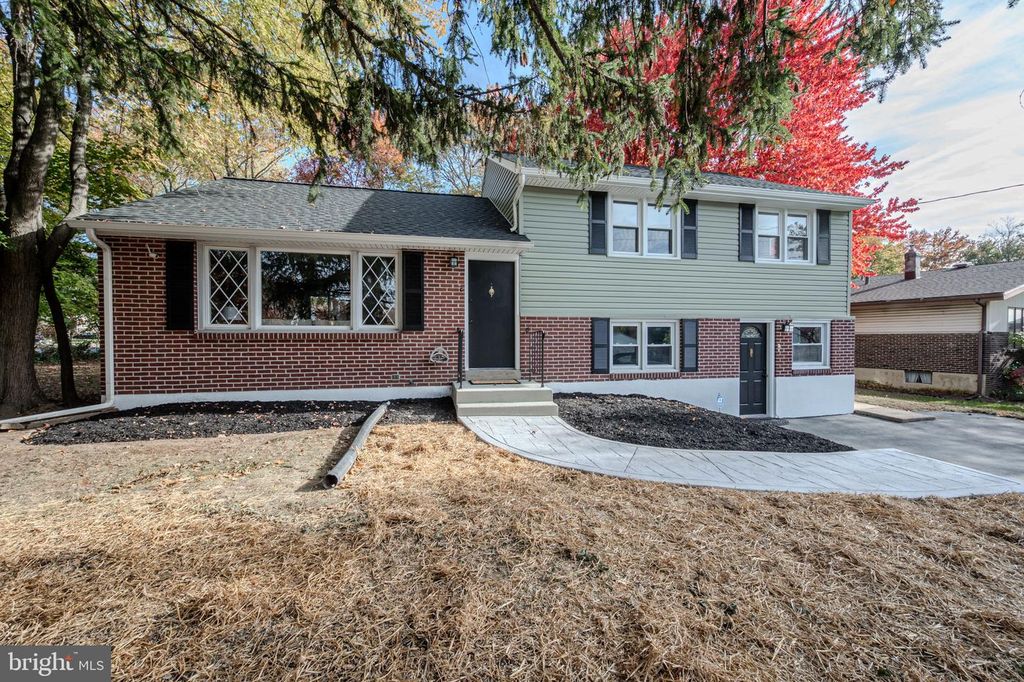 2247 SILVERSIDE RD, Wilmington, DE 19810