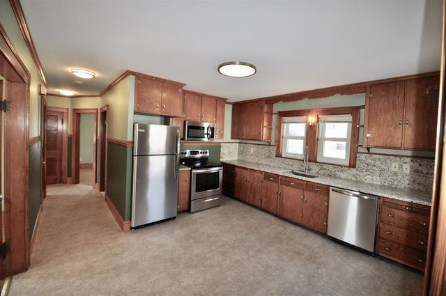 103 Ledge Street, Nashua, NH 03060