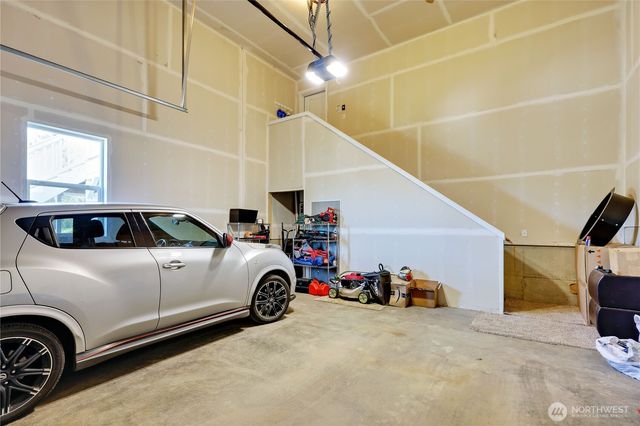 7058 E Nightingale, Port Orchard, WA 98366