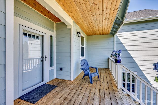 7058 E Nightingale, Port Orchard, WA 98366