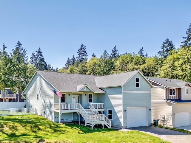 7058 E Nightingale, Port Orchard, WA 98366