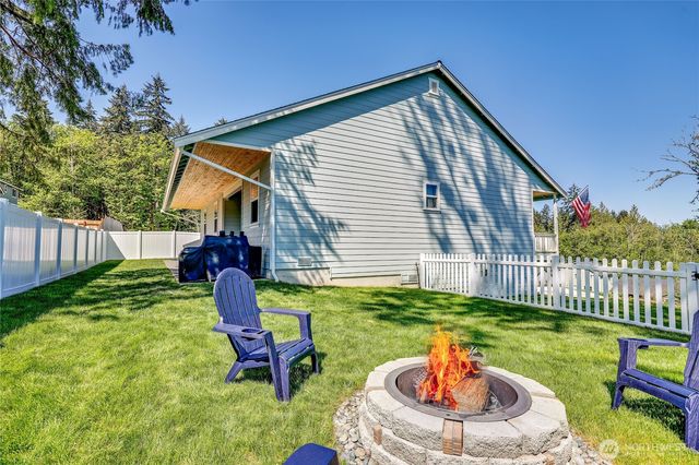 7058 E Nightingale, Port Orchard, WA 98366