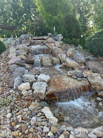 1595 N 760 E, Shelley, ID 83274