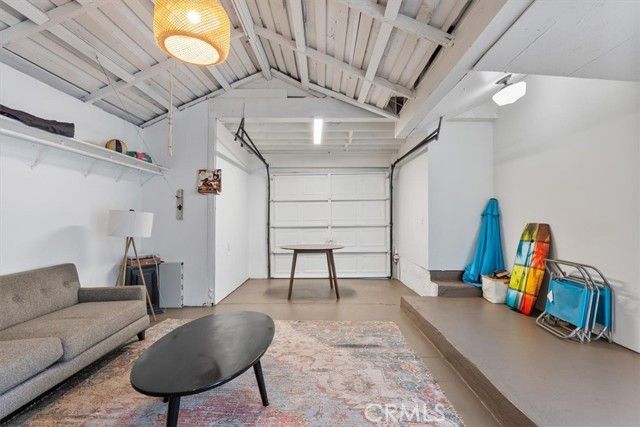 2093 Pasadena, Long Beach, CA 90806