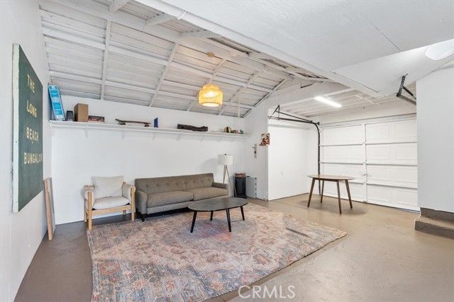 2093 Pasadena, Long Beach, CA 90806