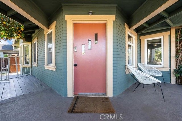 2093 Pasadena, Long Beach, CA 90806