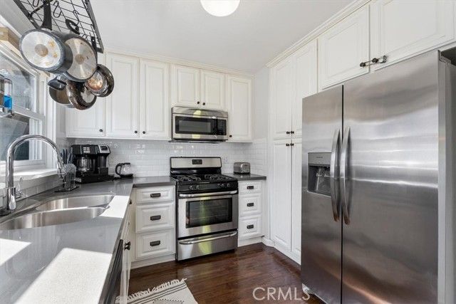 2093 Pasadena, Long Beach, CA 90806