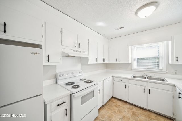 935 B'S Barbeque Road, Greenville, NC 27834