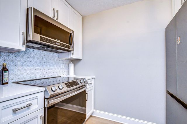 800 S DAKOTA AVENUE 121, Tampa, FL 33606