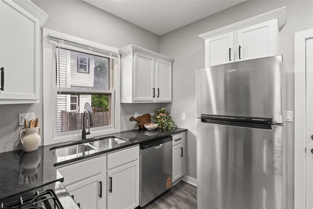 250 Franklin Avenue, Des Moines, IA 50314