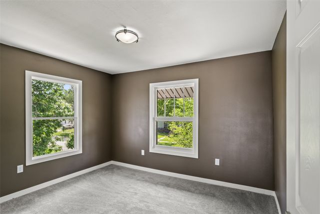 250 Franklin Avenue, Des Moines, IA 50314