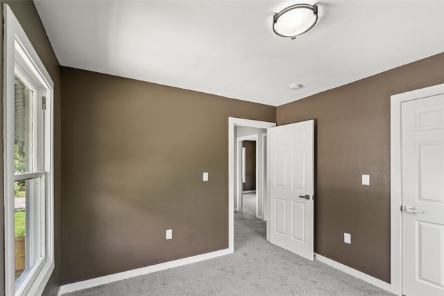 250 Franklin Avenue, Des Moines, IA 50314