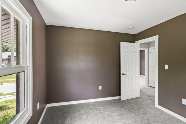 250 Franklin Avenue, Des Moines, IA 50314