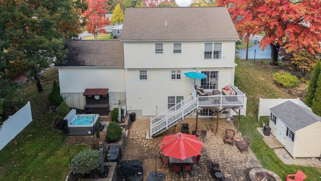 15 New Hampshire Avenue, Nashua, NH 03063