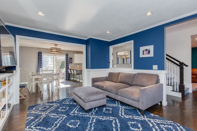 15 New Hampshire Avenue, Nashua, NH 03063