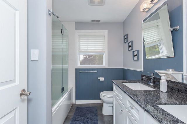 15 New Hampshire Avenue, Nashua, NH 03063