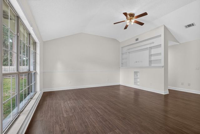 414 Flowers Drive, Hinesville, GA 31313
