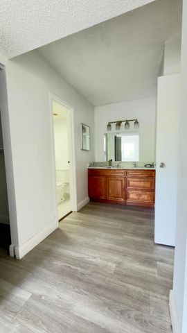 4364 NW 9th 15-2a, Deerfield Beach, FL 33064