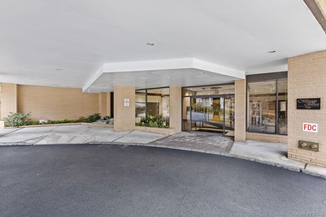 25 Rockledge Avenue 714, White Plains, NY 10601