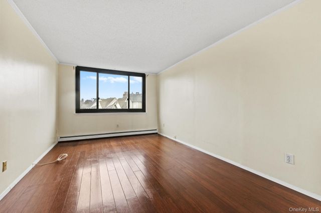 25 Rockledge Avenue 714, White Plains, NY 10601