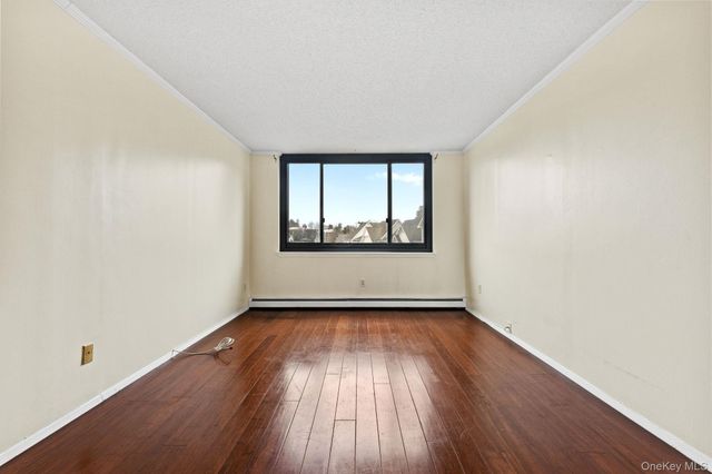 25 Rockledge Avenue 714, White Plains, NY 10601