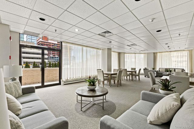 25 Rockledge Avenue 714, White Plains, NY 10601