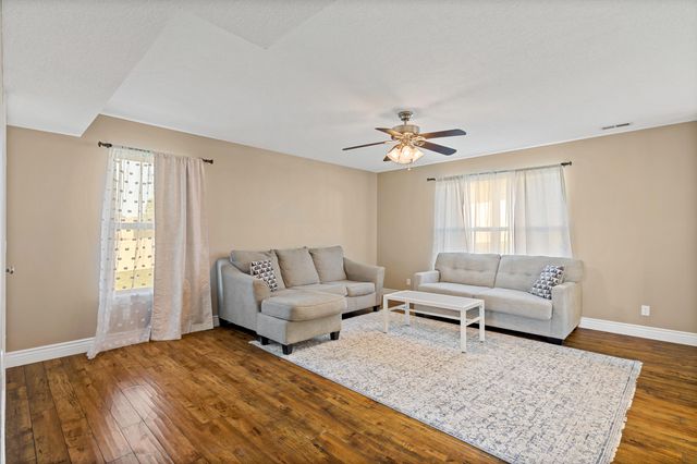 1000 S LOUISVILLE DR, Columbia, MO 65203