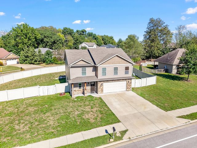 1000 S LOUISVILLE DR, Columbia, MO 65203