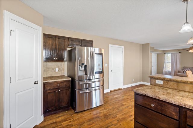 1000 S LOUISVILLE DR, Columbia, MO 65203