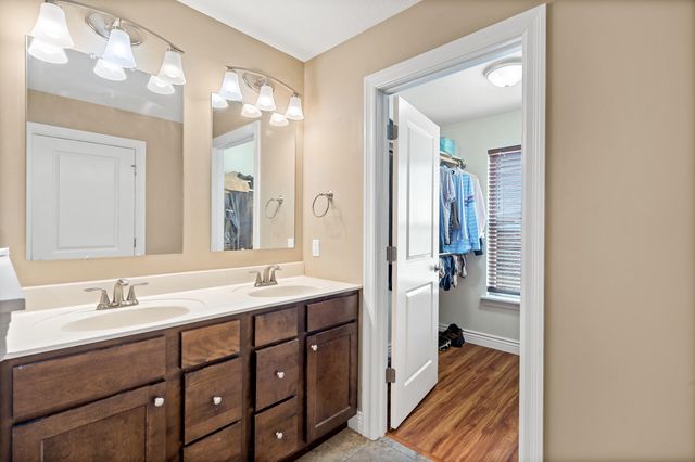 1000 S LOUISVILLE DR, Columbia, MO 65203